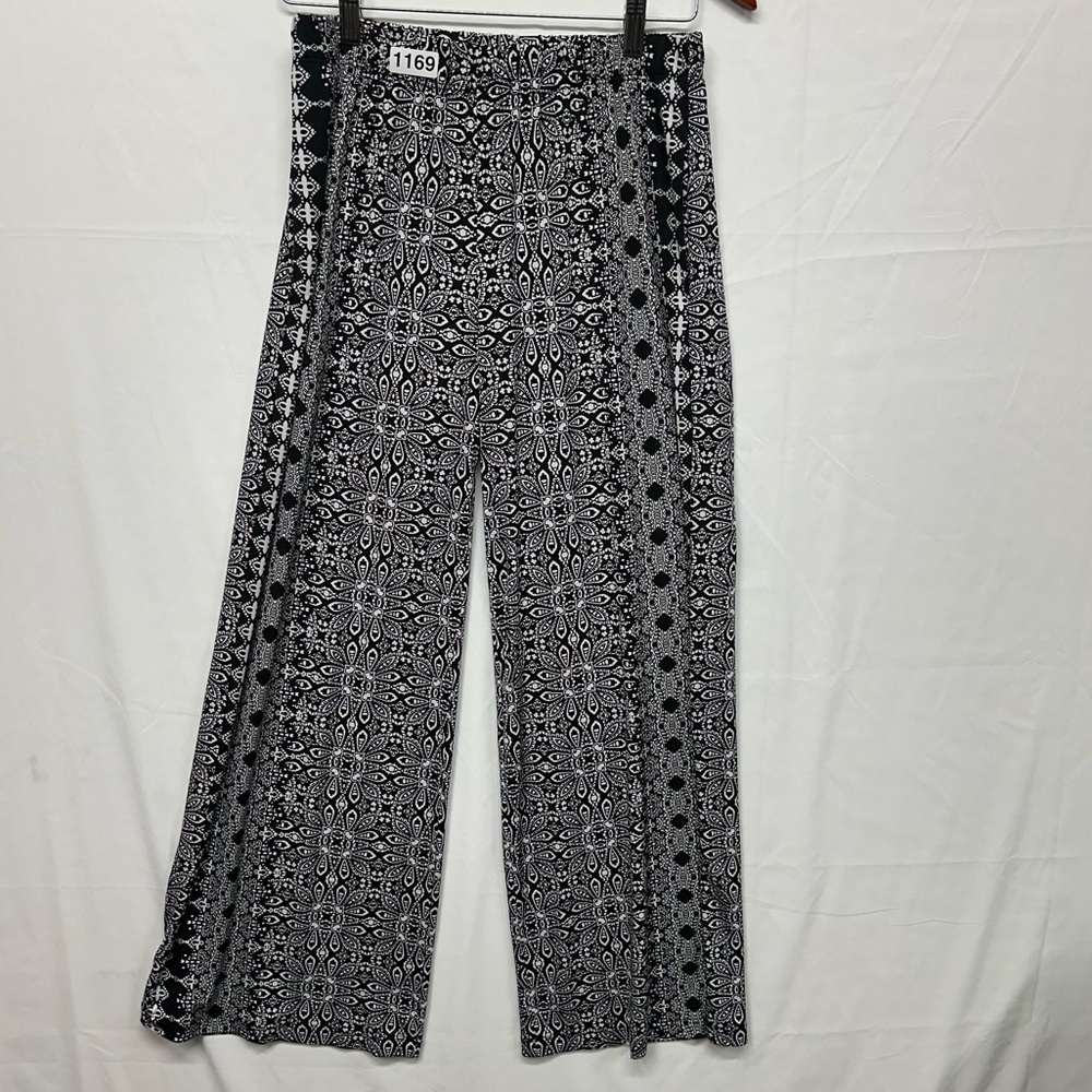 Attitudes by Renee Pull On Pants Small Black White Boho Print Stretch